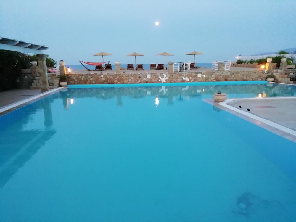 Vina Beach Hotel 11/50