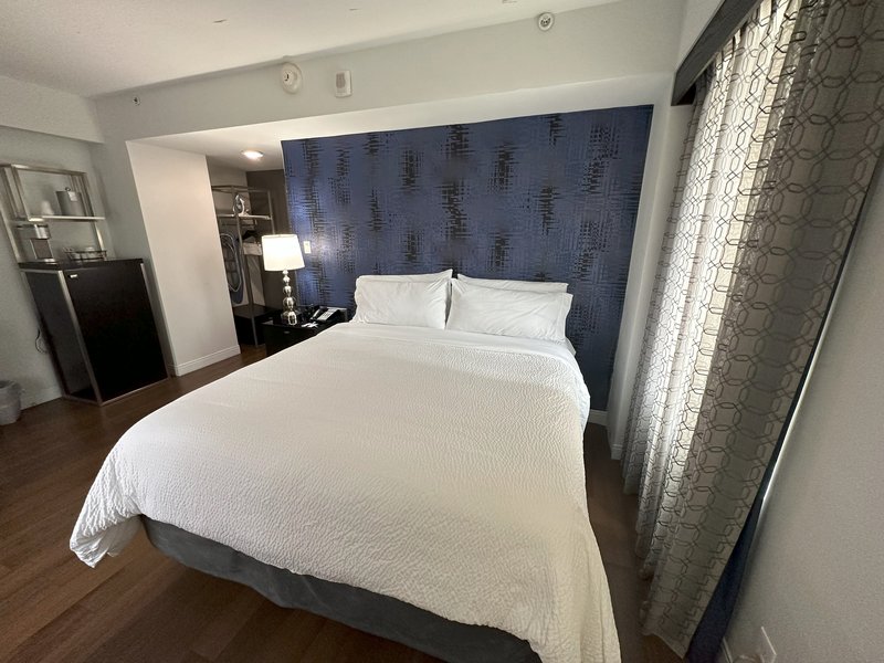 Holiday Inn Express - Dallas Downtown, an IHG Hotel 18/73