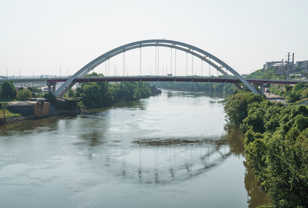 Hyatt Place Nashville/Hendersonville 48/54