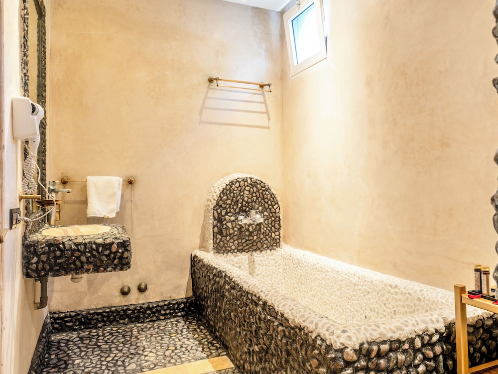 Chateau Eden el Rouh And Spa 45/64