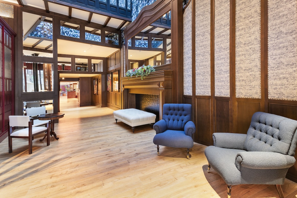 H10 Corregidor Boutique Hotel 46/65