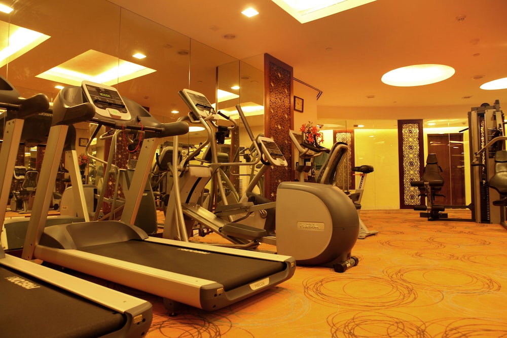 The Metropolitan Hotel Spa 32/50