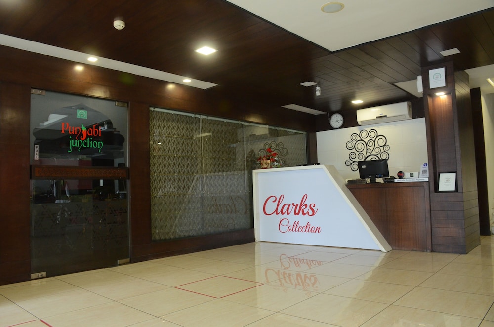 Hotel Clarks Collection Vadodara 8/50