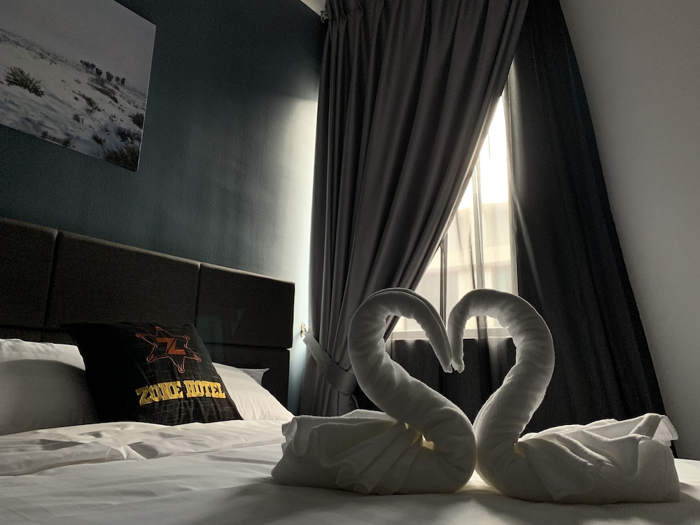 Zone Hotel (Ipoh) 20/40