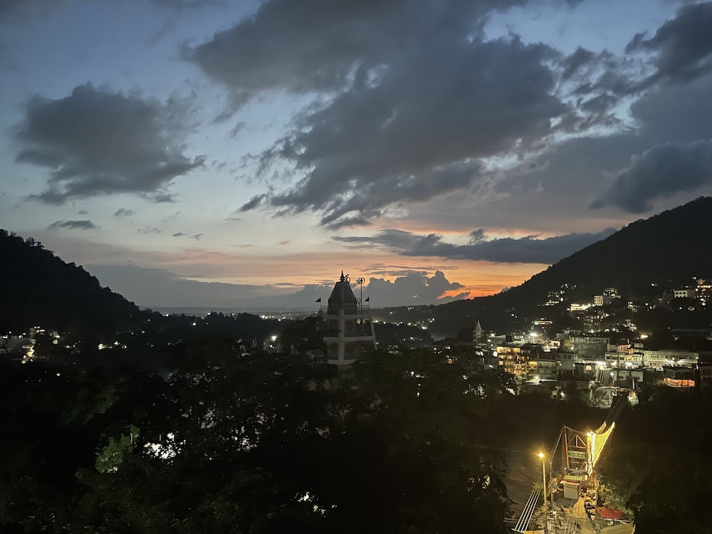 Bunk Stay Rishikesh 37/43