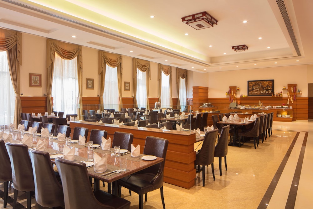 Orchha Palace and Convention Centre 28/50