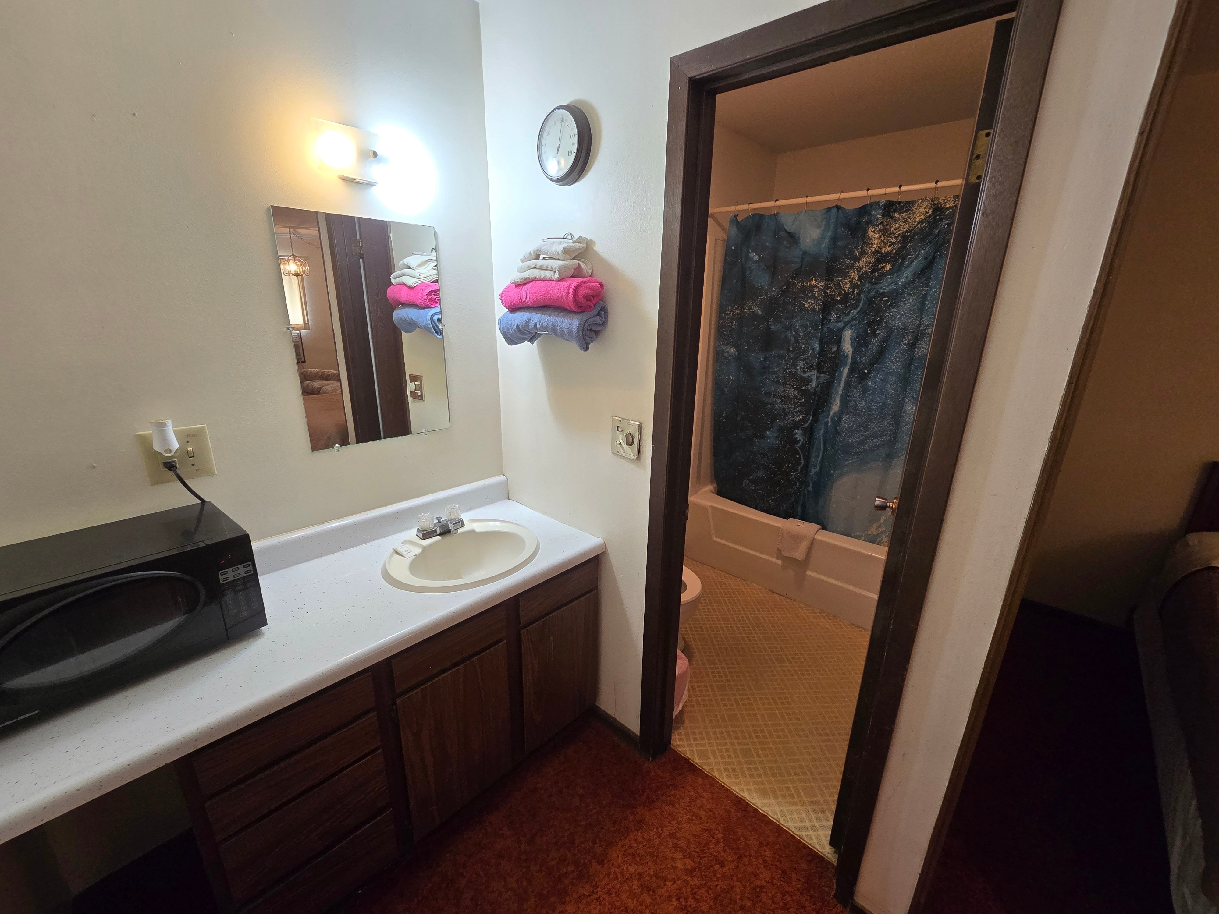 OYO Sandman Inn 54/58