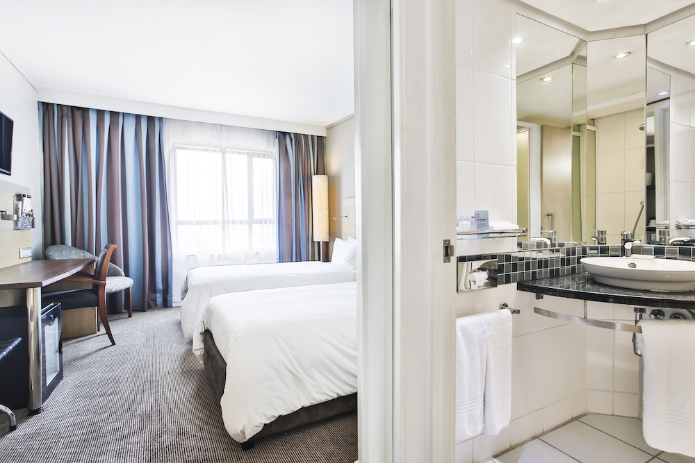 Holiday Inn Express Sandton-Woodmead 26/74