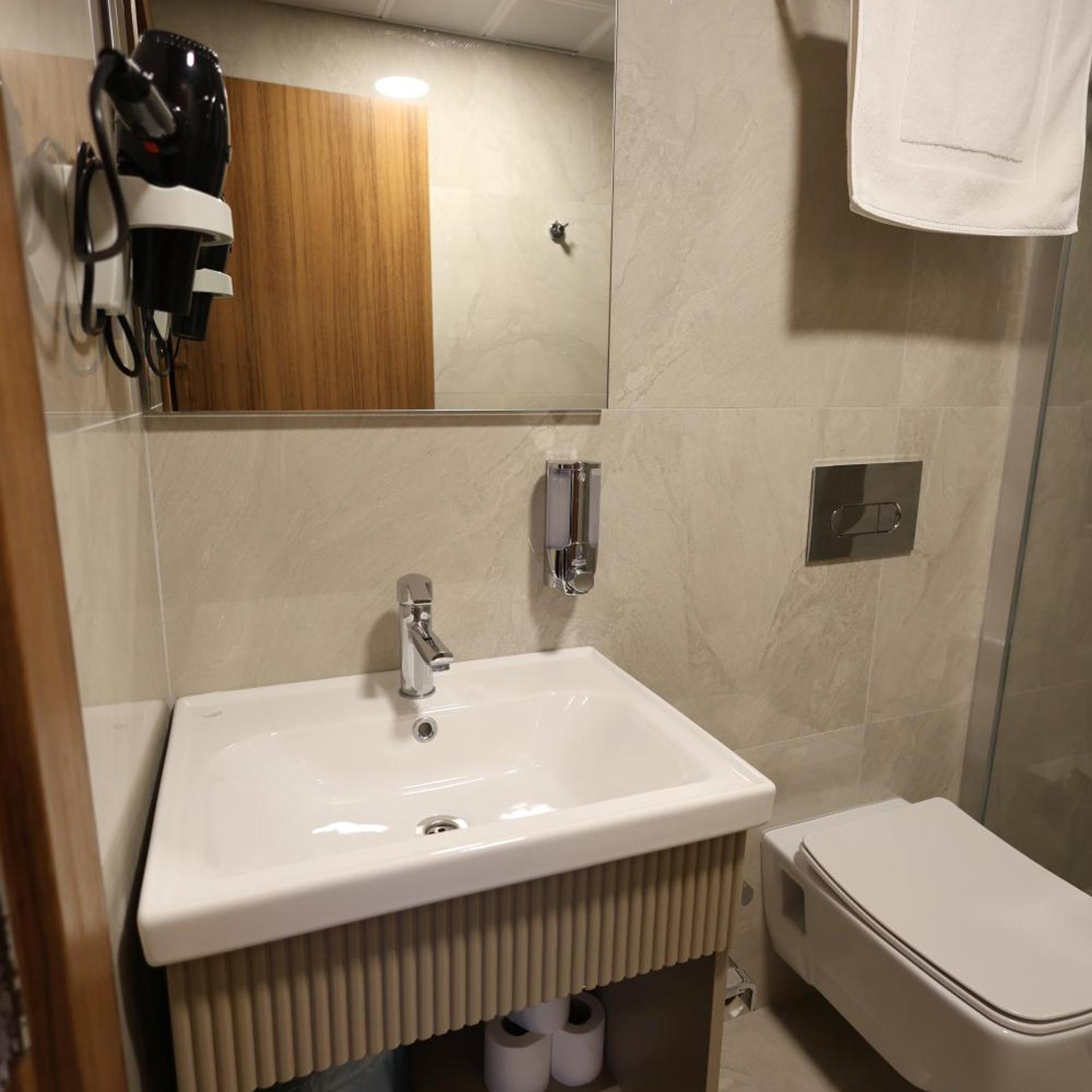 Hotel Kalkan 43/45