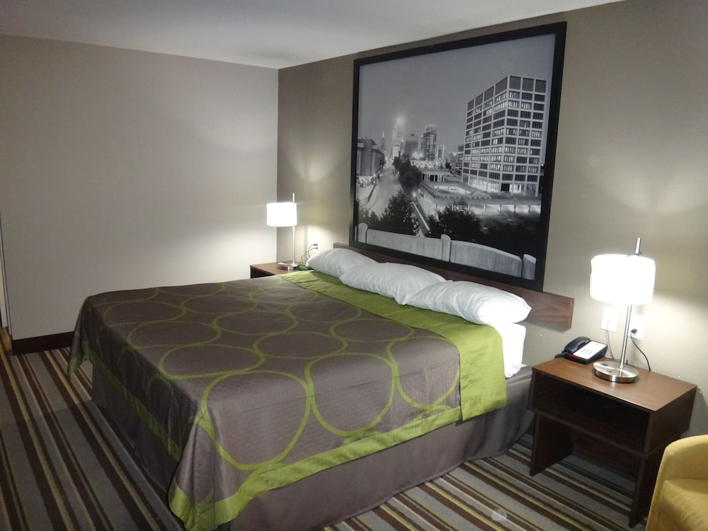 Super 8 by Wyndham Ardmore OK 5/16