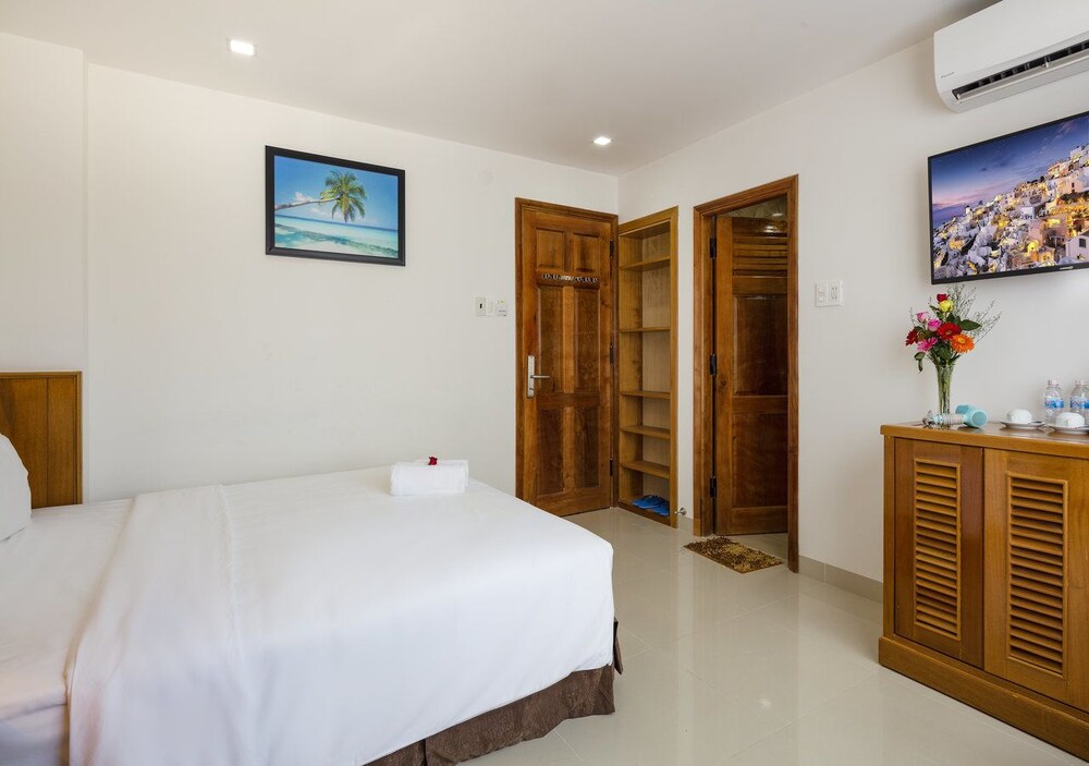 Royal Hotel Nha Trang 21/55