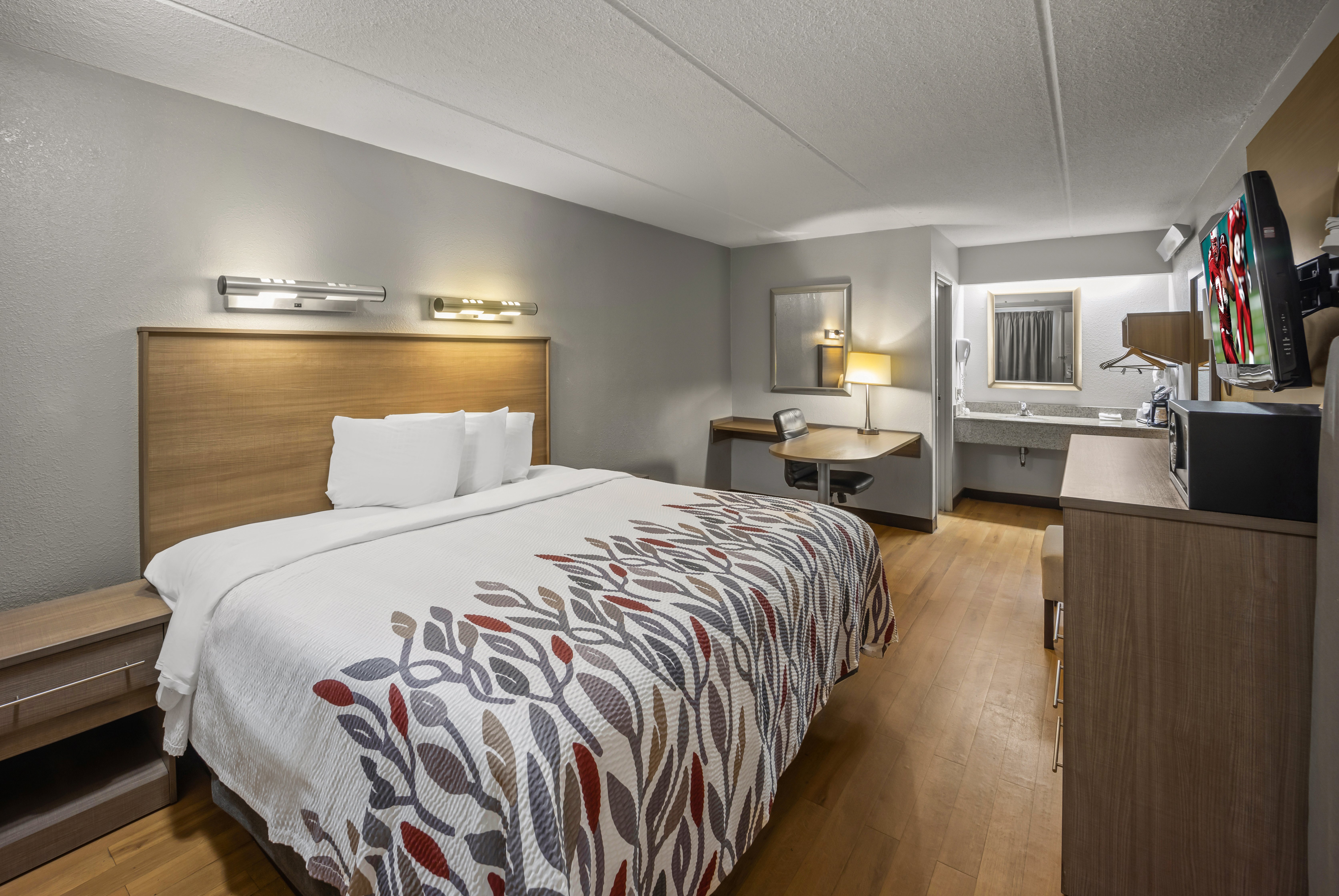 NON-SMOKING SUPERIOR 1 KING BED