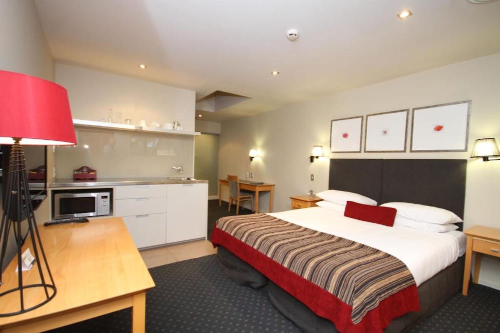 Spa, Executive, Studio, King Bed, Jetted Tub
