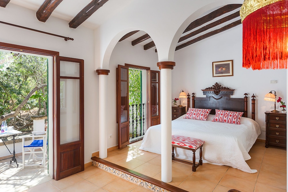 Junior Suite, Queen Bed