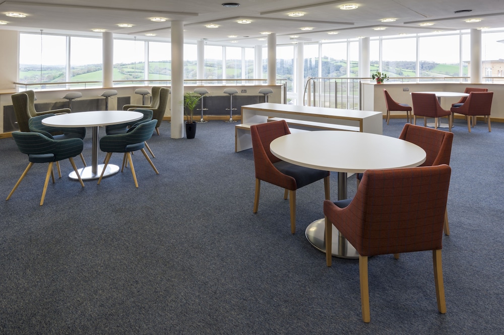 University of Exeter Holland Hall 37/50