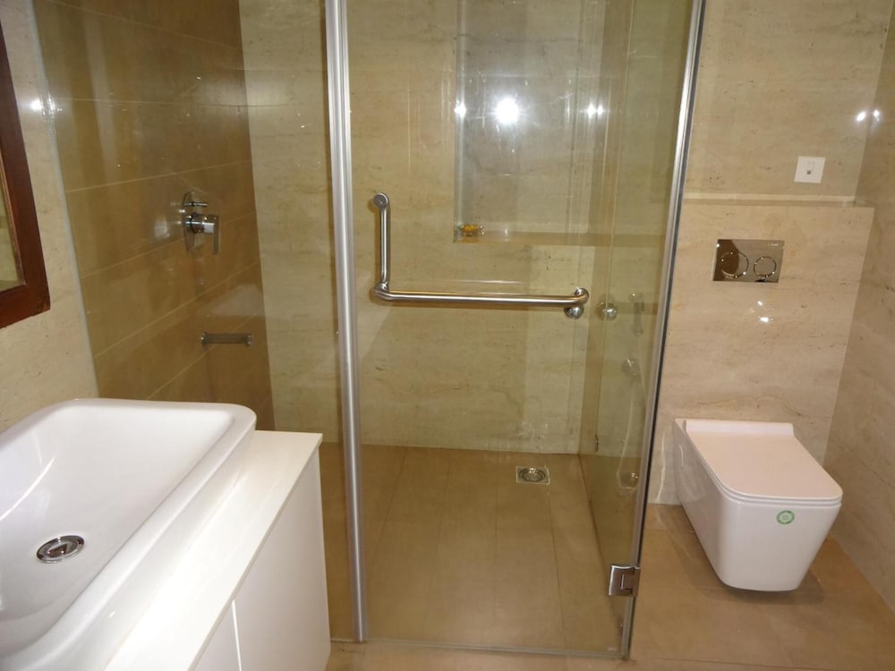 Keys Hotel Malabar Gate 47/50