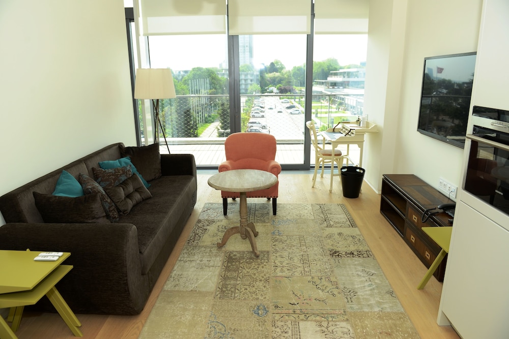Atakoy Marina Park Residences 25/43