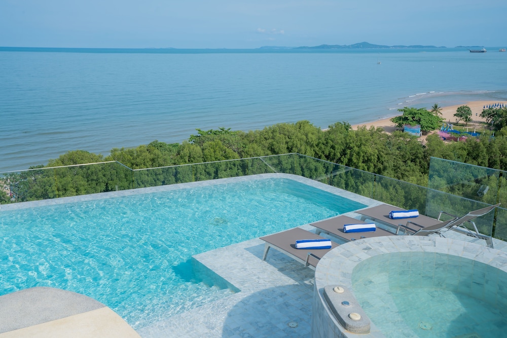 Bayphere Hotel Pattaya JC 26/49