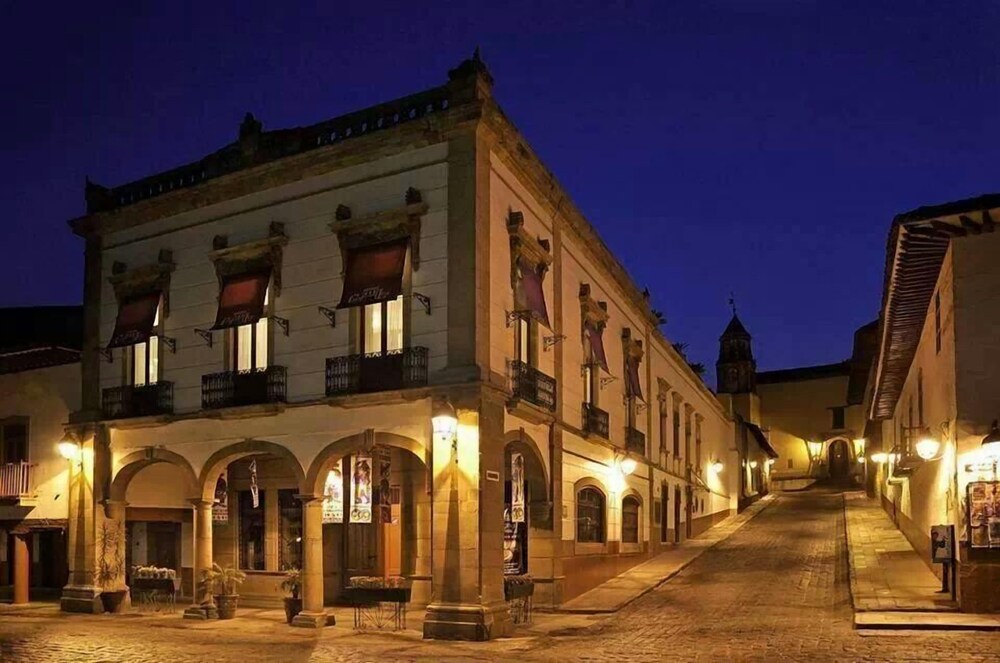 Eco Hotel Ixhi 2/74