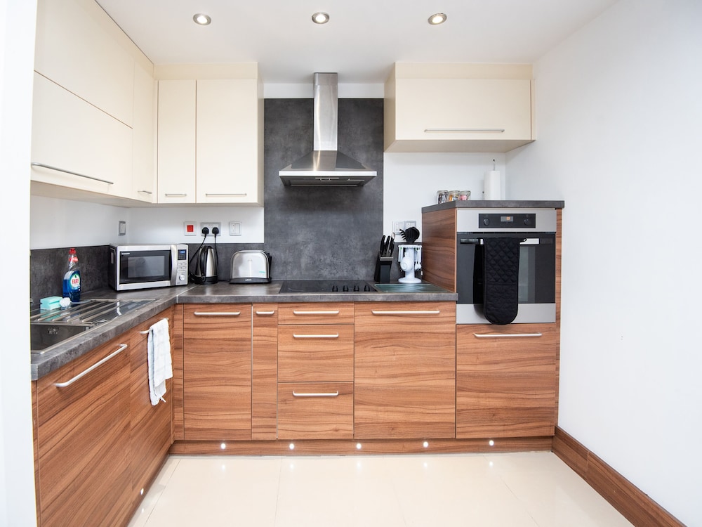 Livin Serviced Apartments 8/68