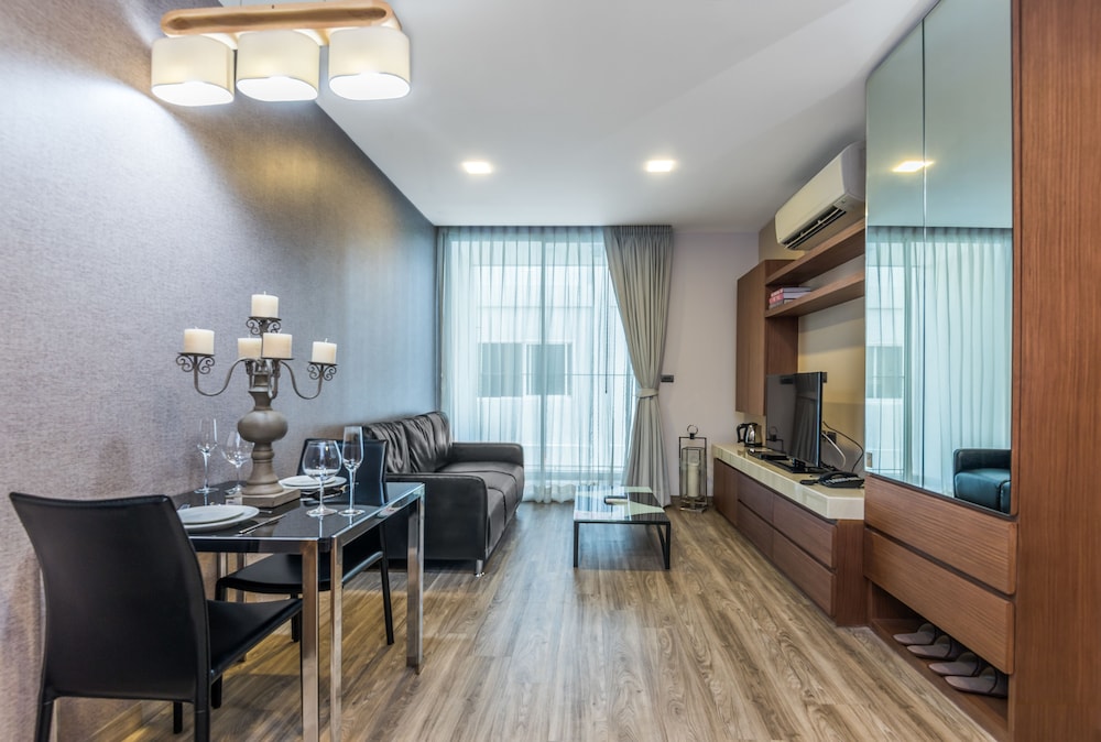 Olive Bangkok Hotel 32/46