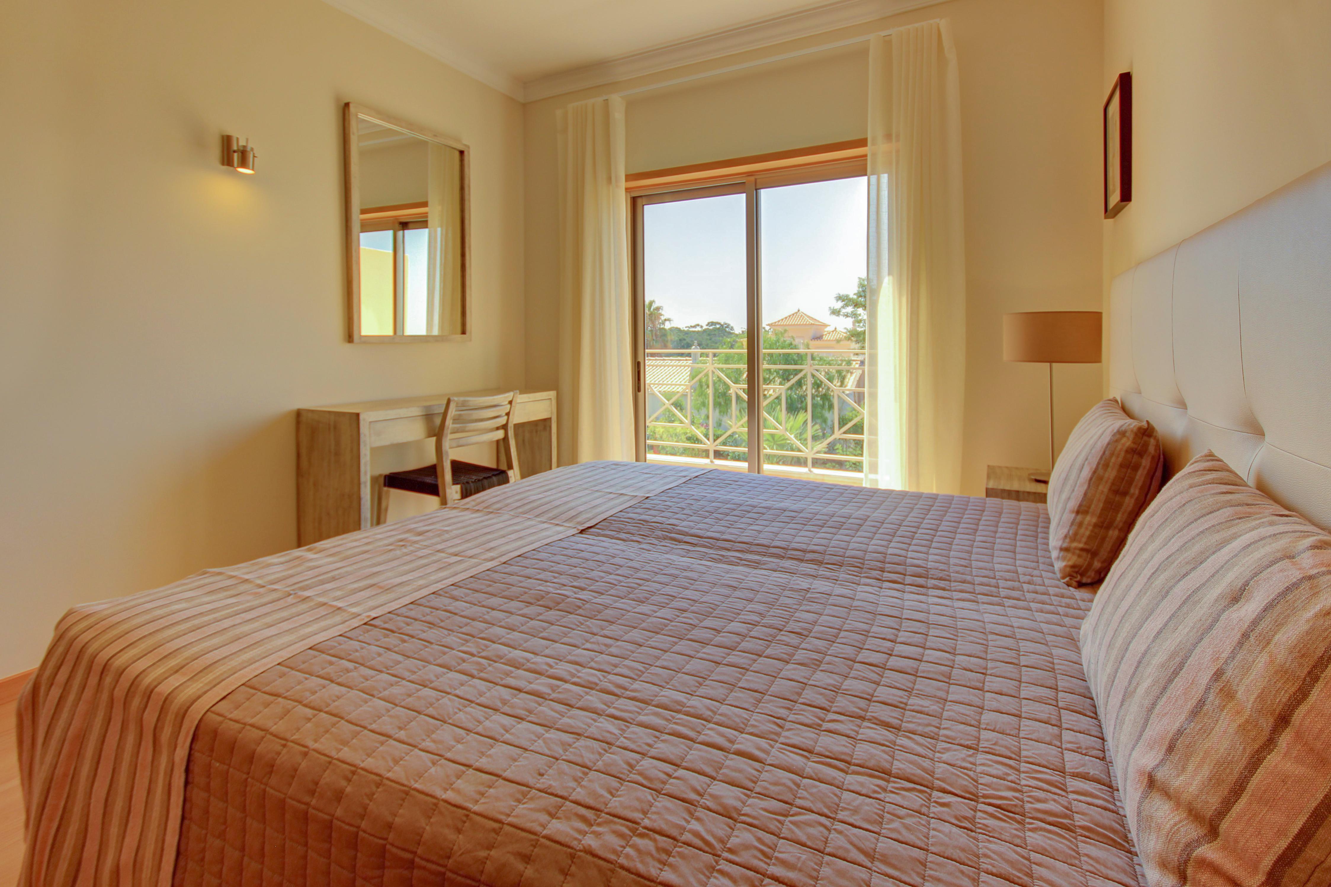 2 Bedrooms, Connecting, Villa