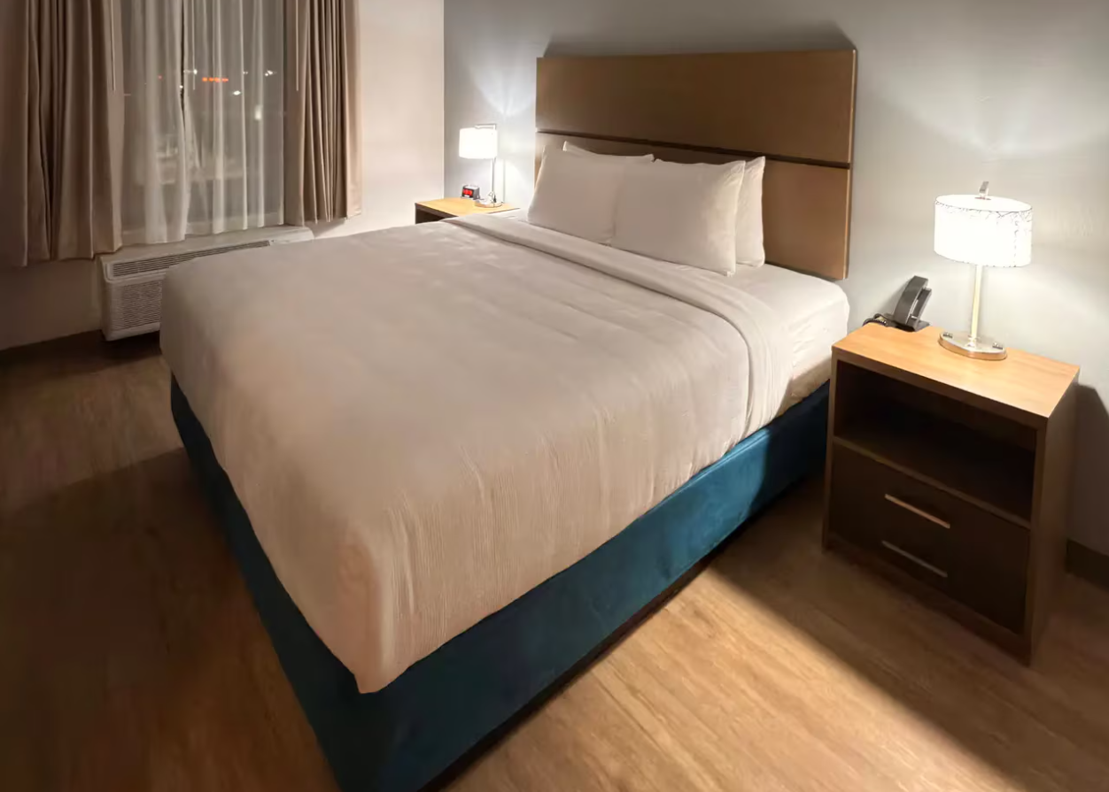 Room, King Bed