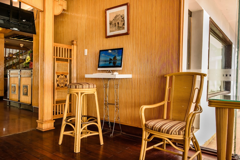Huong Giang Hotel 48/77