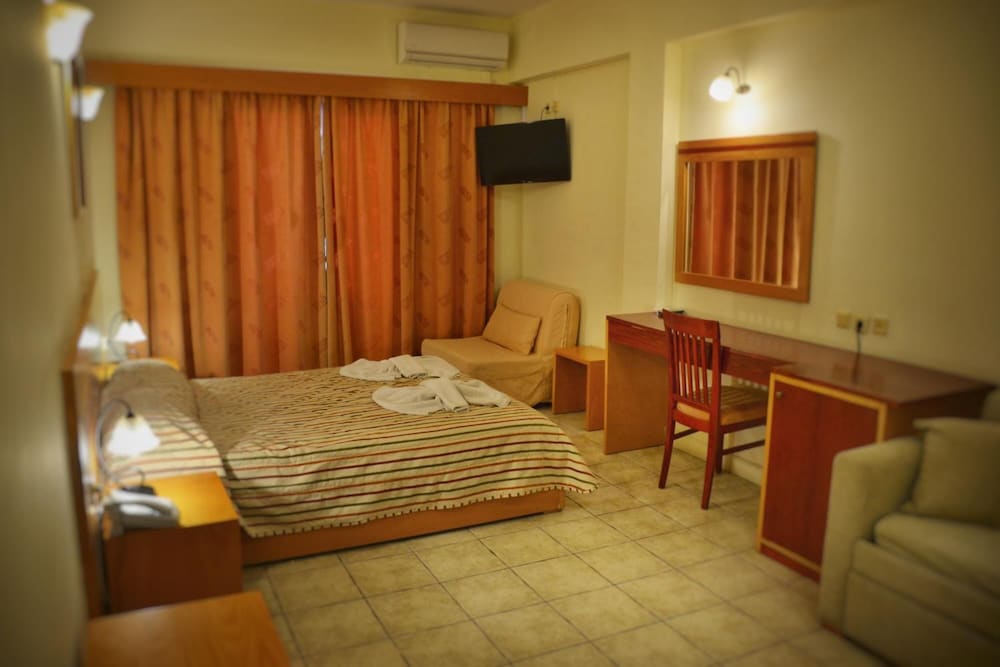 Corfu Hellinis Hotel 24/32