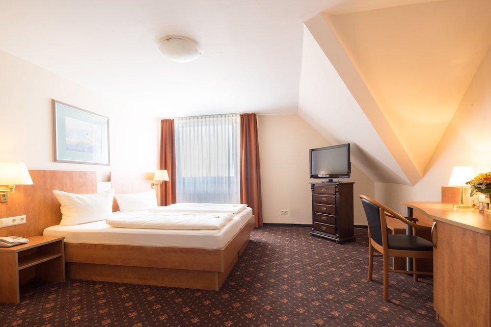 Maximilian Hotel & Apartments Weil am Rhein / Basel 9/29