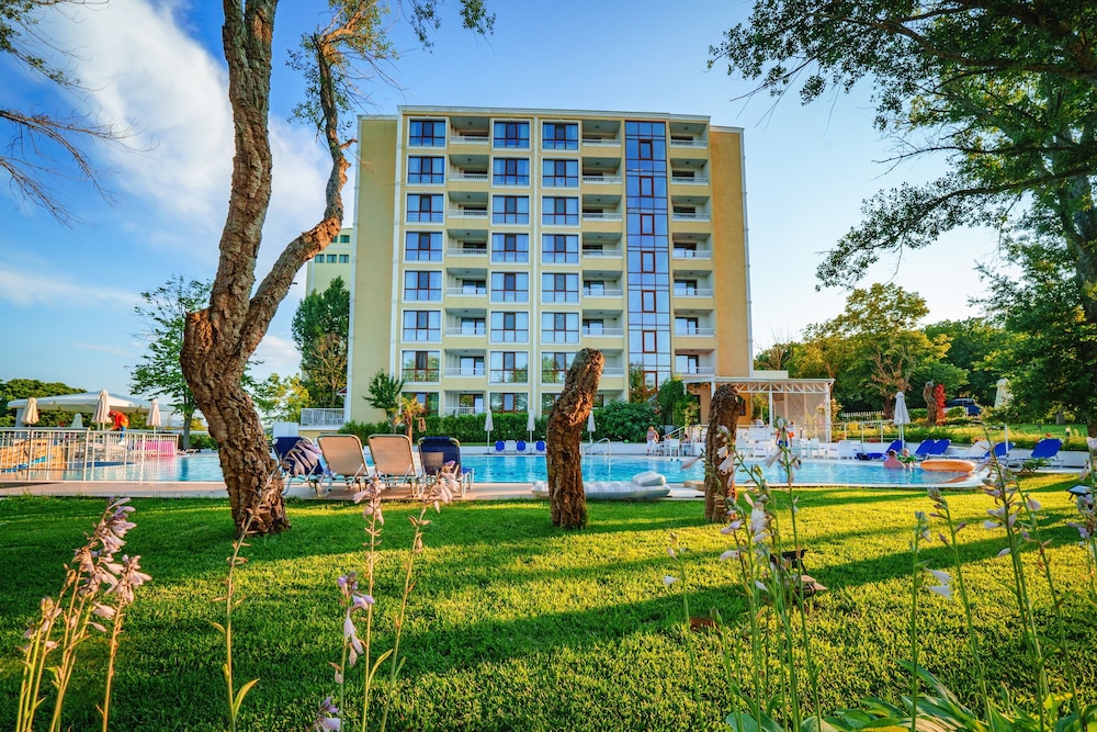 Perla Royal Hotel 21/27