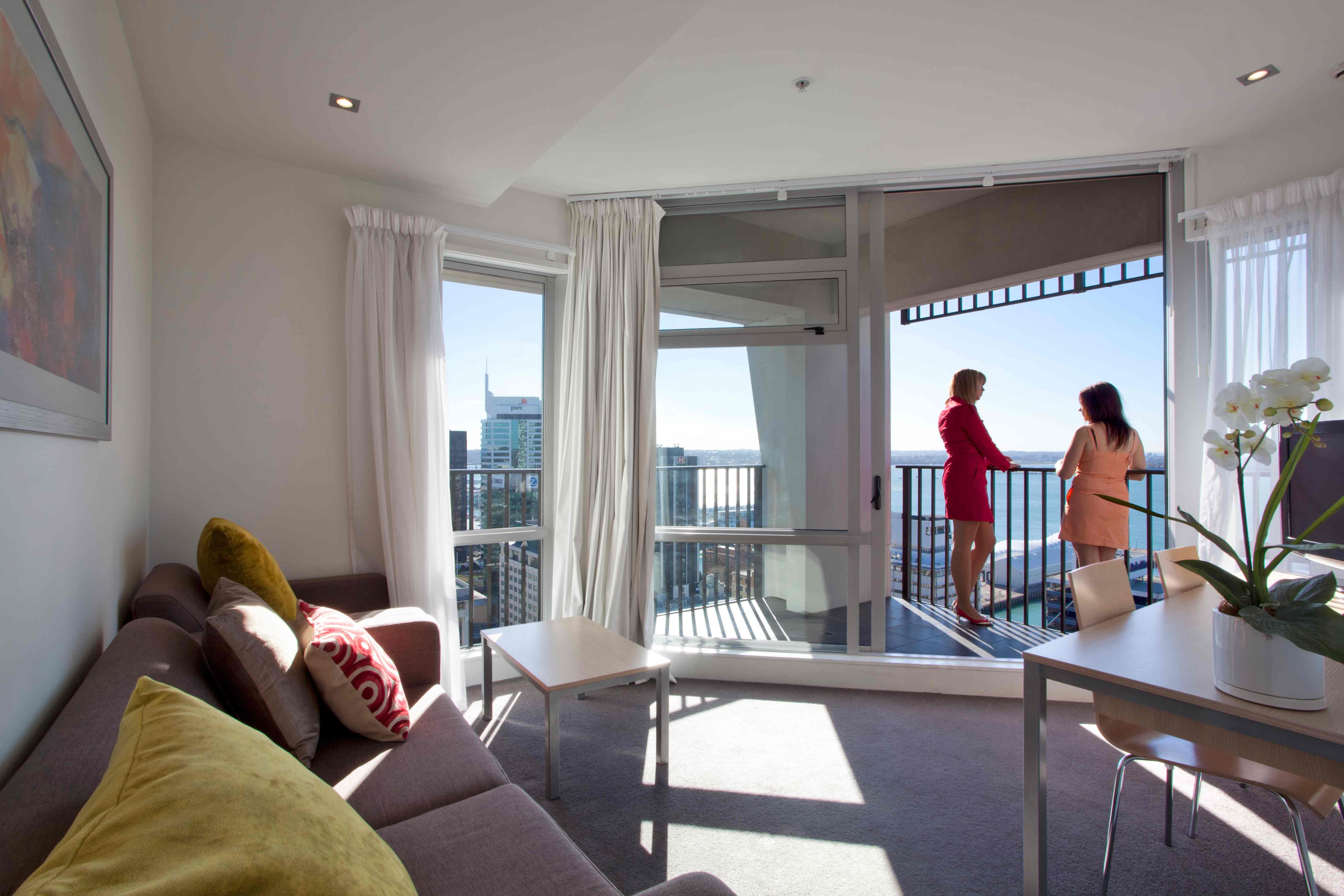 Auckland Harbour Suites 9/24
