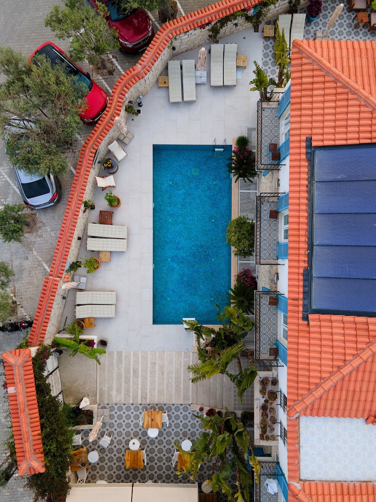 Tarcin Alacati Otel - Adults Only 5/48