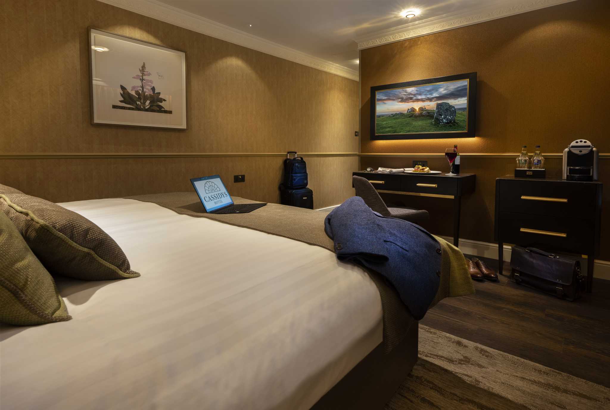 Room, Single, Double Bed