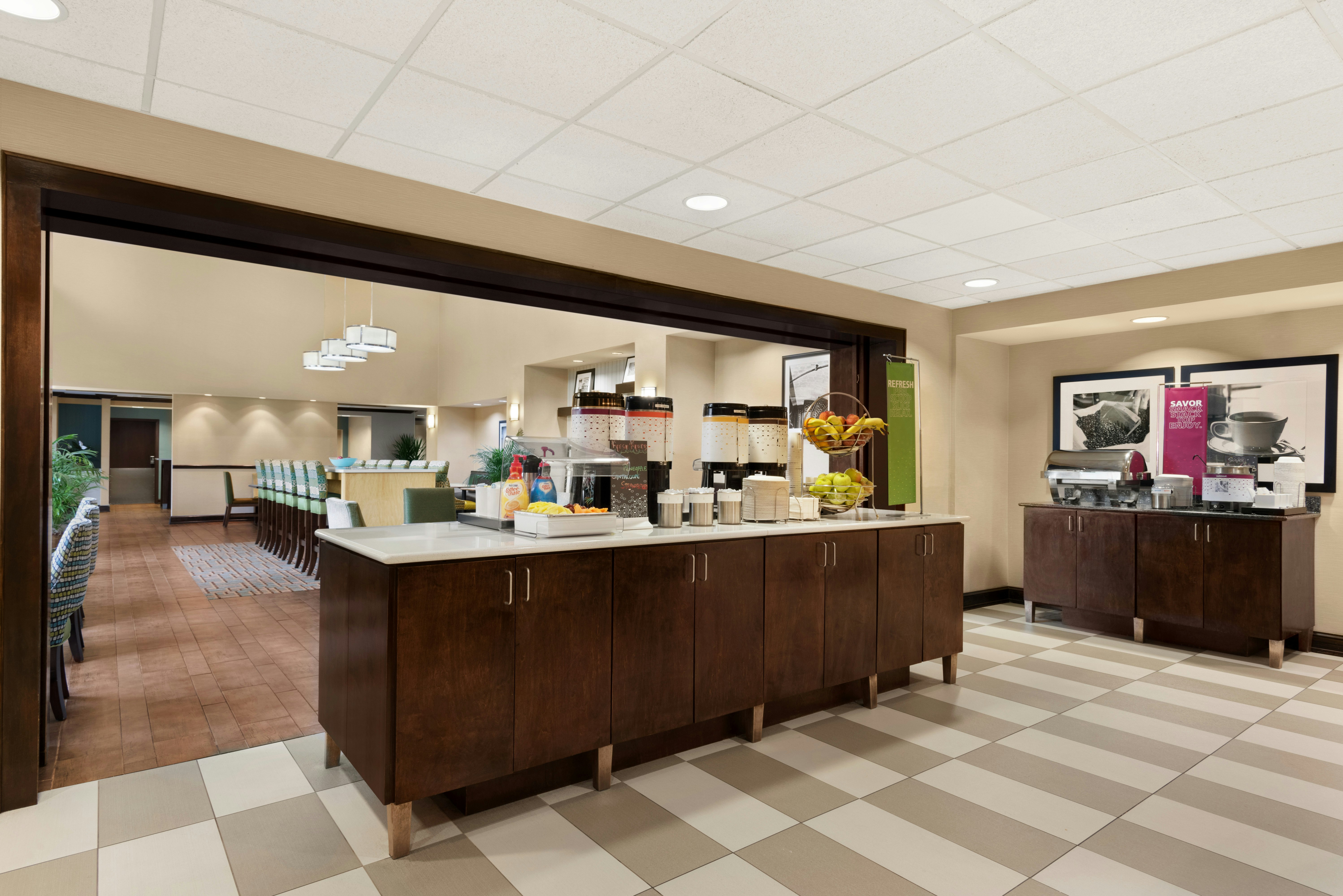 Hampton Inn Suites Brunswick 6/45