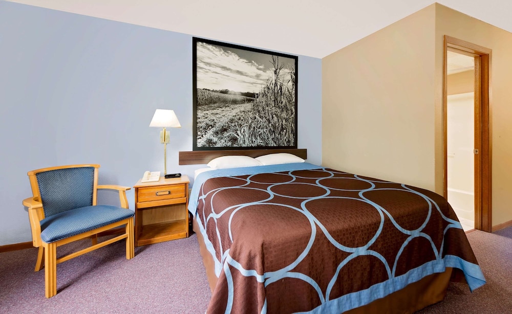 Super 8 by Wyndham Chariton 5/30