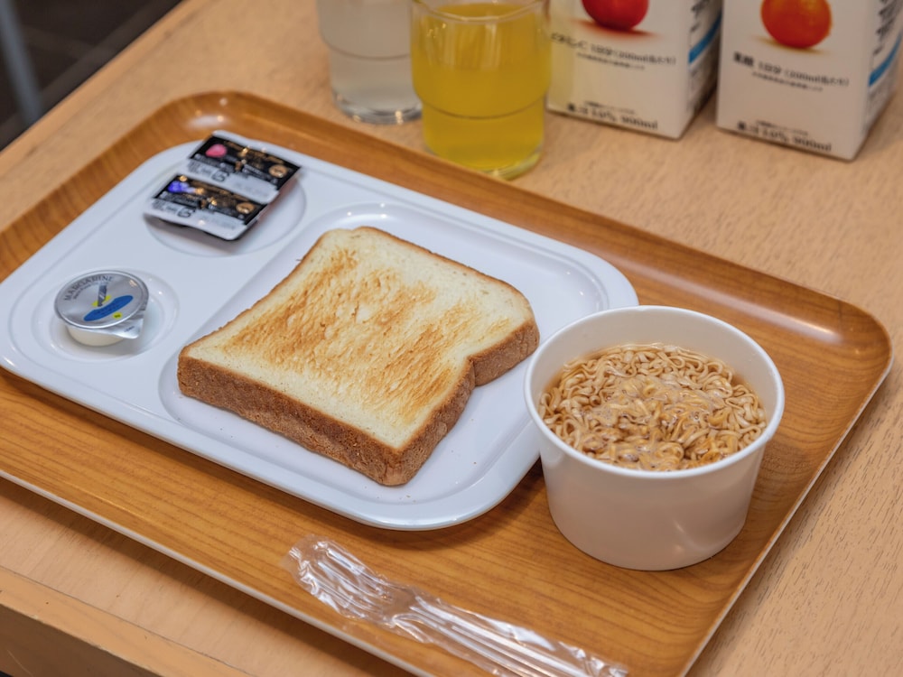 Hotel Excellence Enmachi Ekimae 28/42