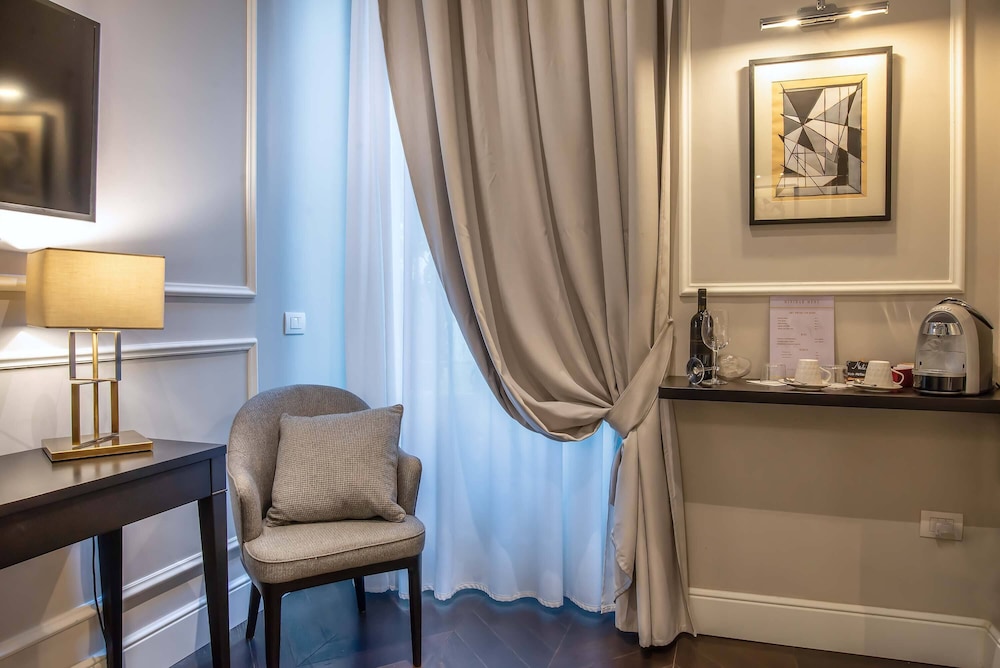 Florence Luxury Guest House 18/49