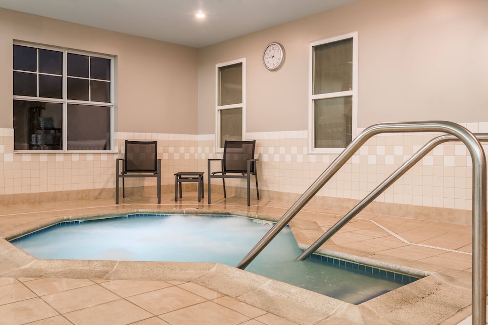 Residence Inn By Marriott Boston Brockton/Easton 8/26