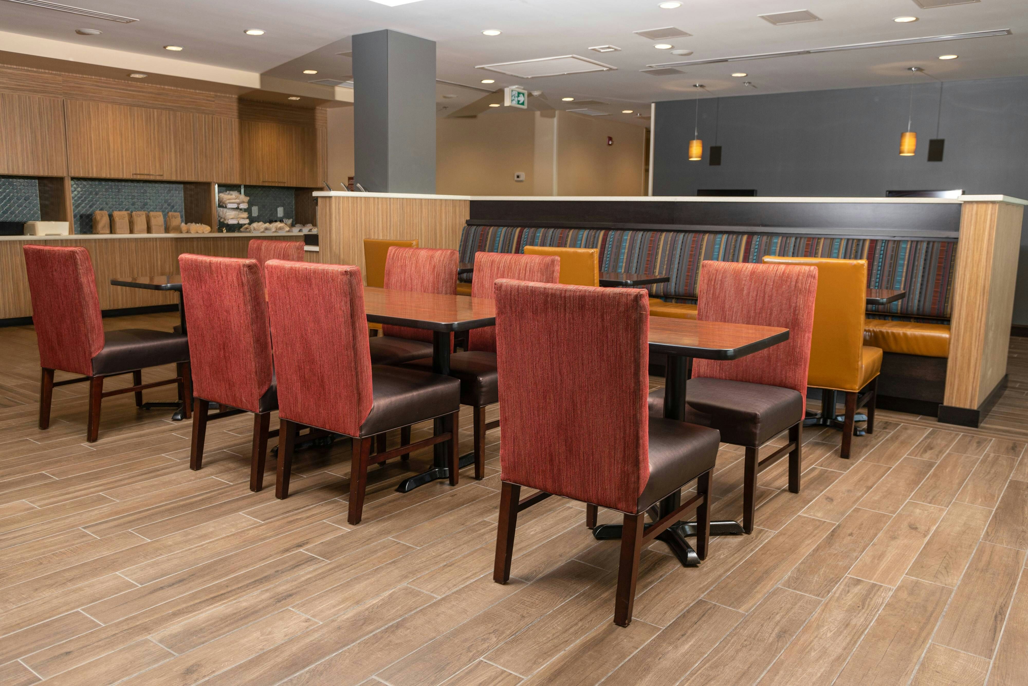 TownePlace Suites by Marriott Petawawa 6/8