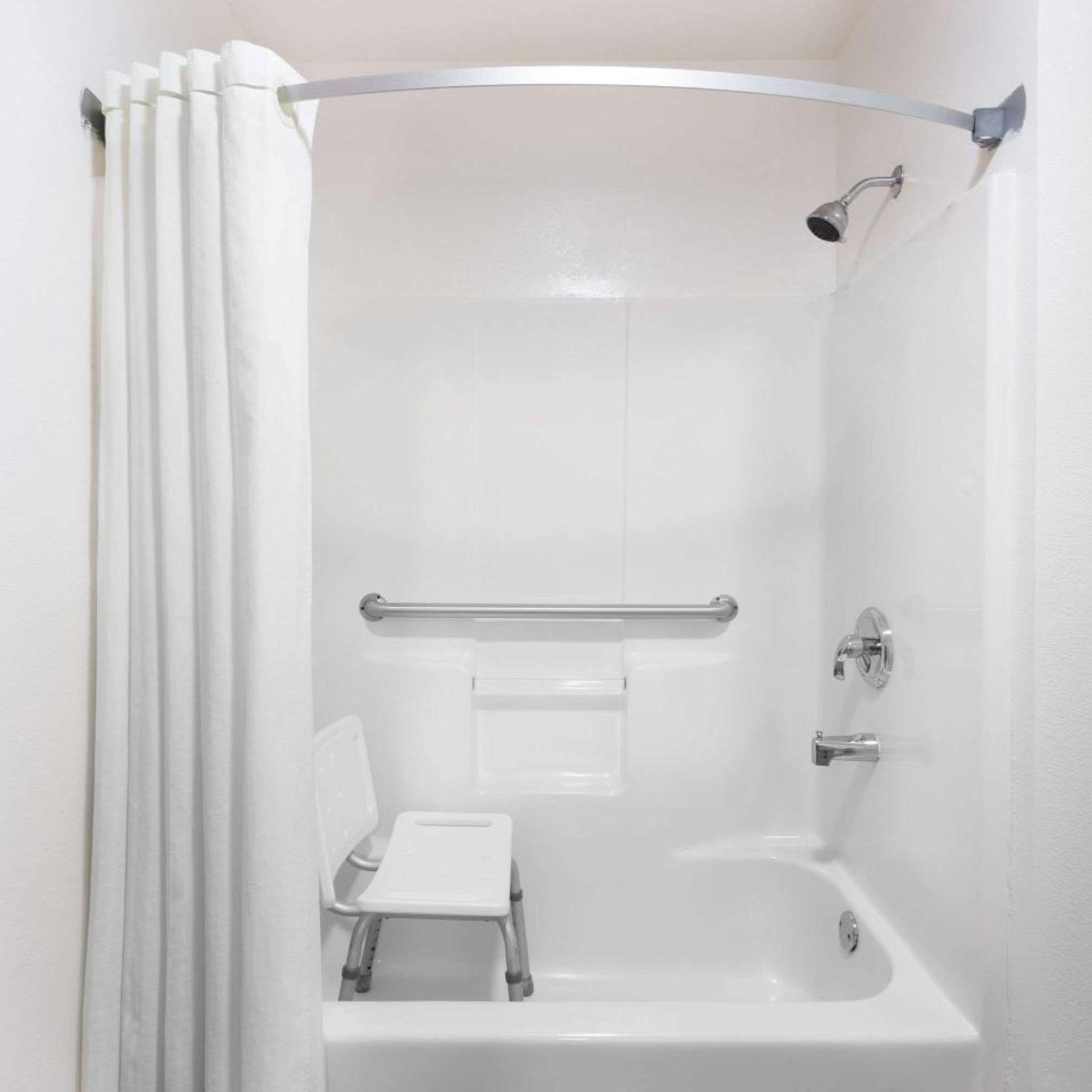 Super 8 by Wyndham Yellowknife 39/39