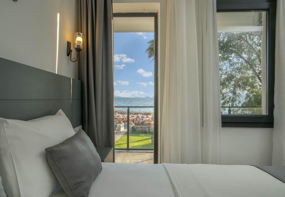 Kensington Kerdime Beach Hotel 16/27