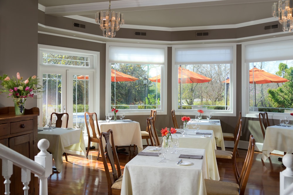 L Auberge Provencale Bed and Breakfast 34/51