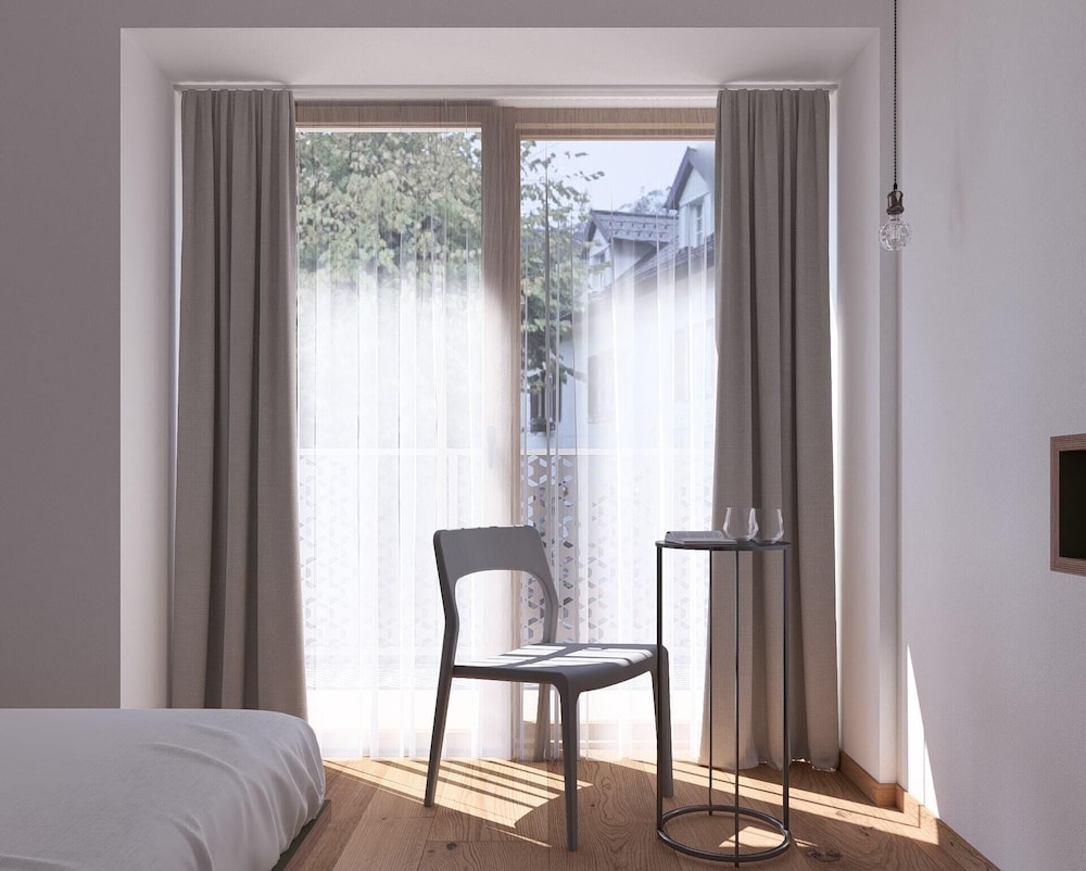 SALZBURGER HOF HOTEL 25/50