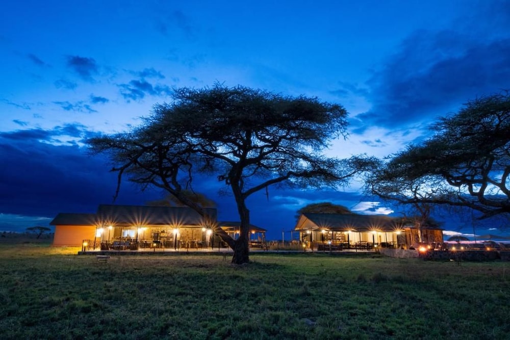 Serengeti Sametu Camp by Karibu Camps & Lodges 12/50