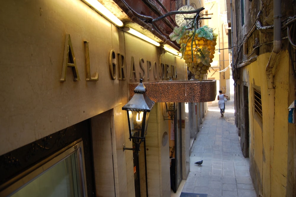 Hotel Graspo De Ua 38/50