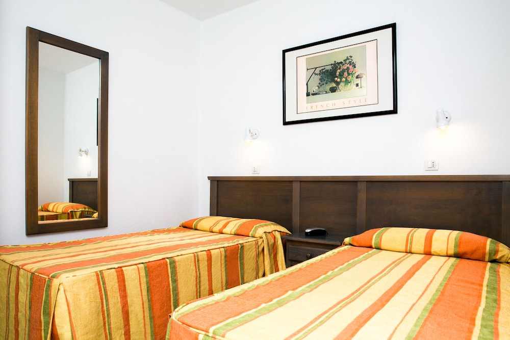 Apartamentos LIVVO Oasis 14/70