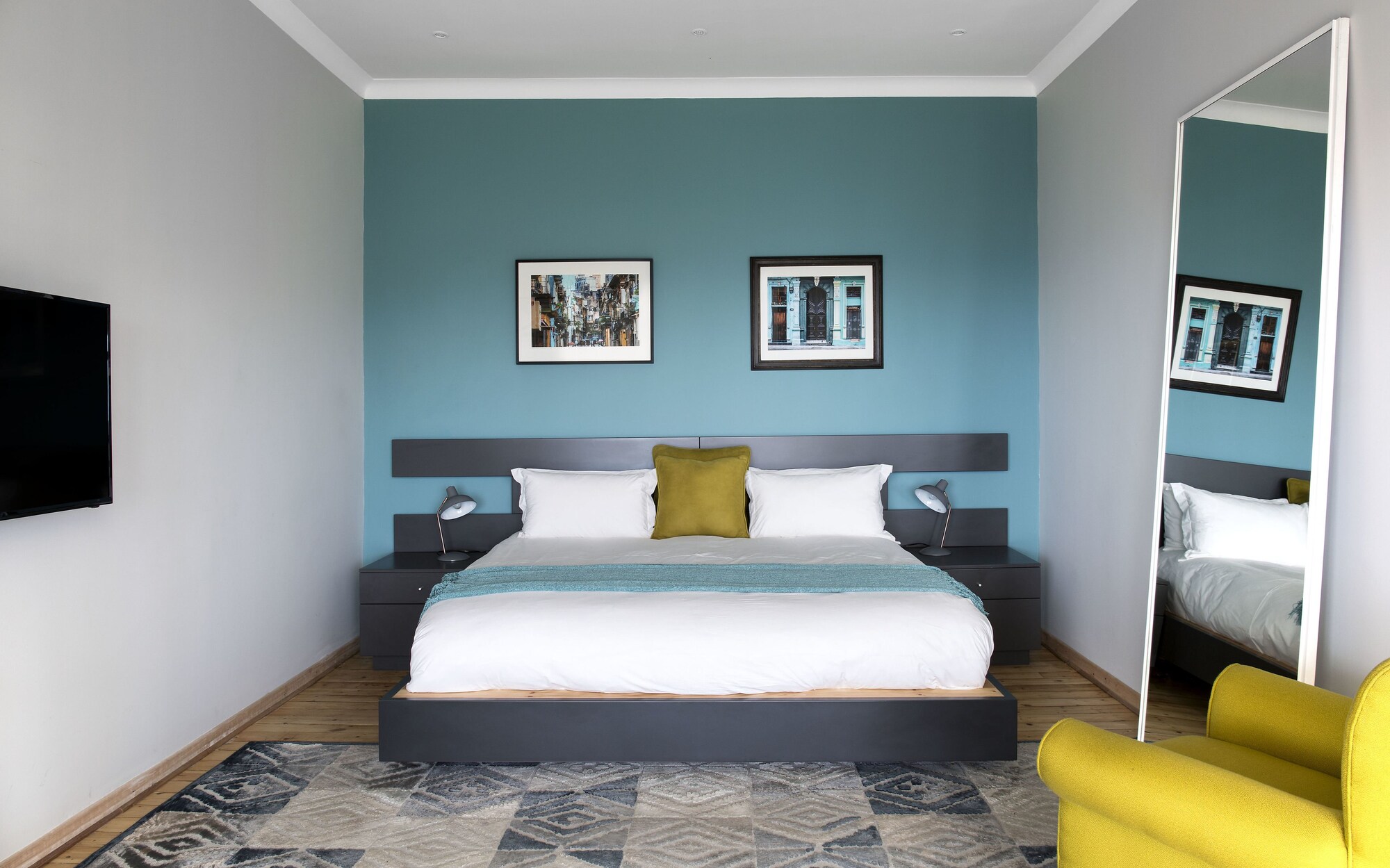 Standard, King Bed, Valley View