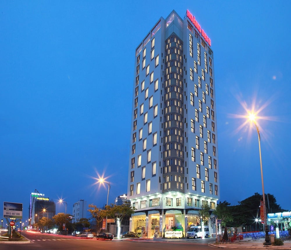 Golden Sun Hotel 3/60