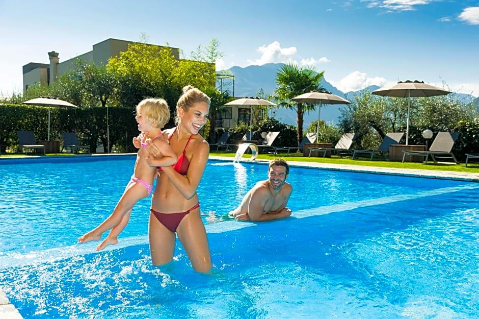 ACTIVE & FAMILY HOTEL GIOIOSA 39/53